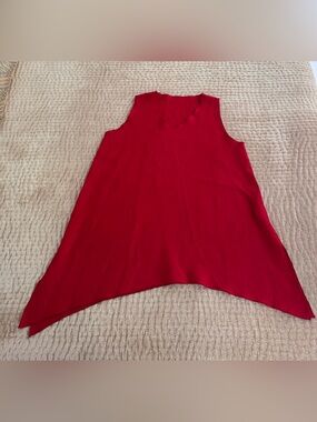 Red 100% Linen Sleeveless Asymmetric V-Neck Women’s Top by Heydari USA NEW
